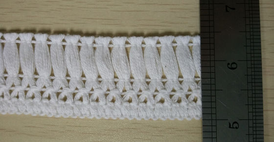 Beyaz Kısa Fringe Qmilch Suda Çözünür Dantel Çiçek Desen Aşağı Hem