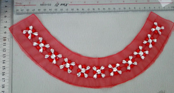 Çevre dostu Red Flower Boncuklu Yaka Kolye El Yapımı Özelleştirilmiş