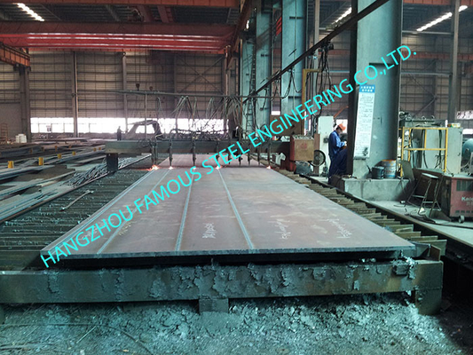 Metal Endüstriyel Geniş Clearspan Barınağı Prehdine Edilmiş AISC 80 X 110