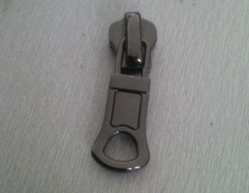Alaşım Fermuar Pulls Çevre Dostu 3 # / 5 # / 8 # Gunmetal Kaplama Giyim